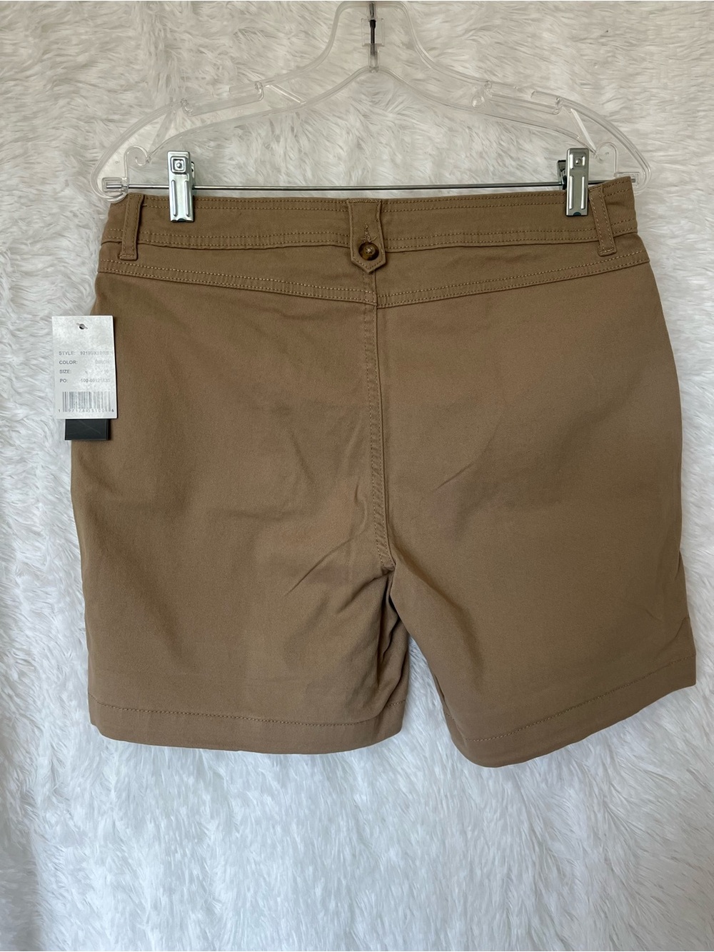 Briggs New York Beige Tan Utility Shorts-NWT - Picture 2 of 3